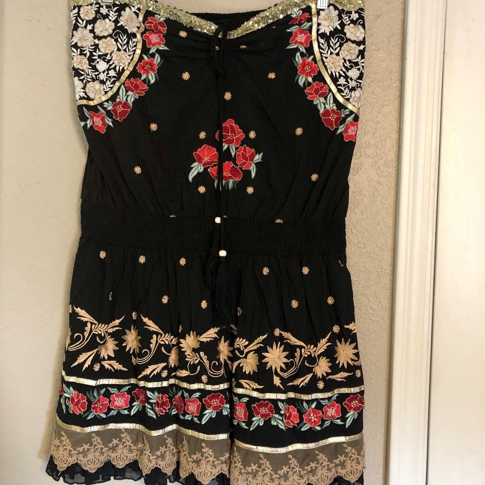 Venus embroidered tube dress